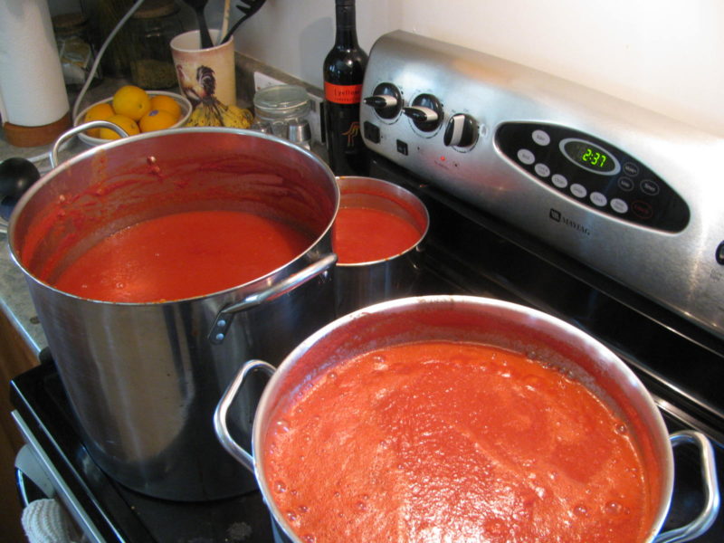 Turning Tomatoes into Sauce (Part 1) Country Life in BC