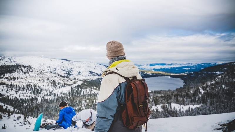 Spending a day hiking is more comfortable when you know how to layer clothing for winter.